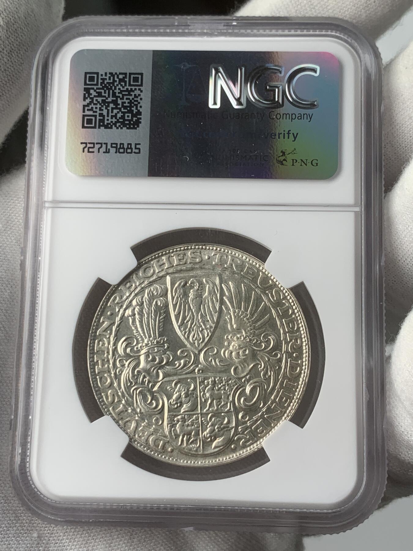 掌中浮雕-藏着的欧洲第031场 德国章牌大师卡尔.哥茨作品：NGC MS63 : 兴登堡大寿银章，36mm