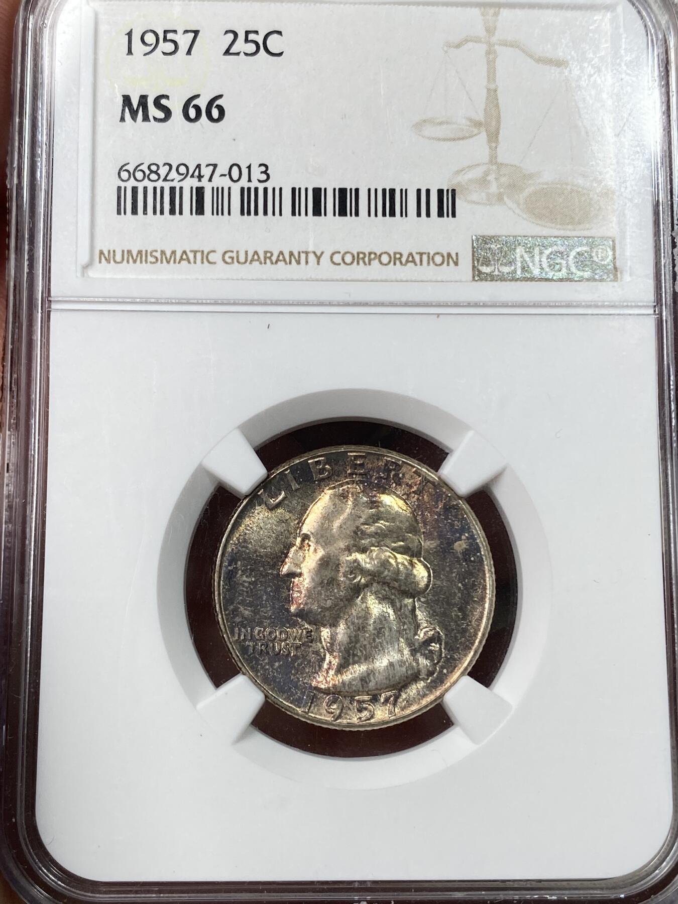 万国钱币拍卖第049期（万国夏季大拍） NGC MS66 1957年美国华盛顿25美分银币 GEM品相 玫瑰蓝彩包浆