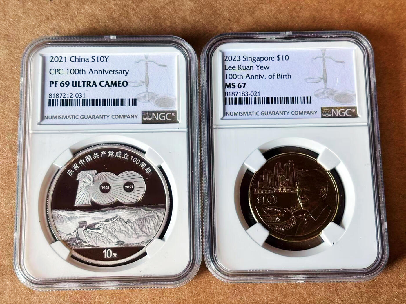 【七百期大拍 拍品火热征集中】✨Blue Auction 世界纸币精拍第690期【精】  【一组2枚】中国 2021年建党100周年纪念银币 NGC PF69UC&新加坡 2023年10元 NGC MS67