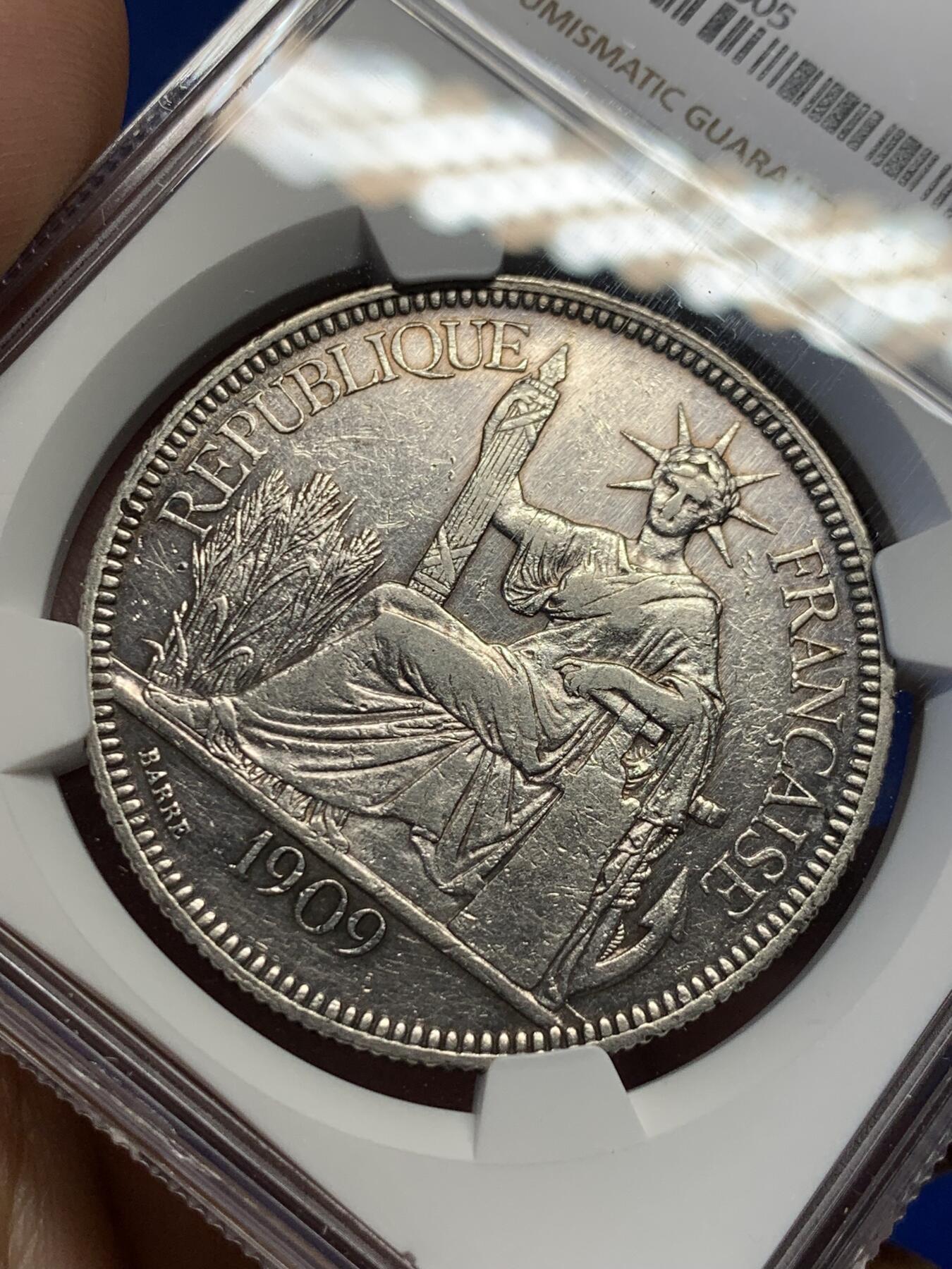 《竞宝斋》第398场 周日，周一，2场连拍 （全场包邮） NGC XF 印度支那 1909A 坐洋1皮阿斯特银元