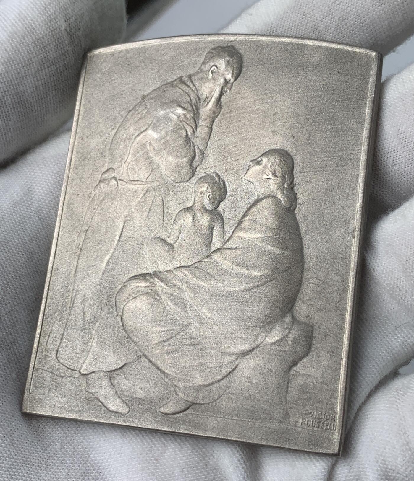 掌中浮雕-藏着的欧洲第031场 1919年比利时装饰艺术奖章，68*54mm，111g