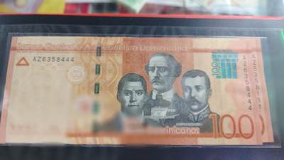 世界钱币～微拍第188期暨2025年第27期  存货清理 2023年多米尼加100 如图两张豹子号444+111一起拍 全新绝品
