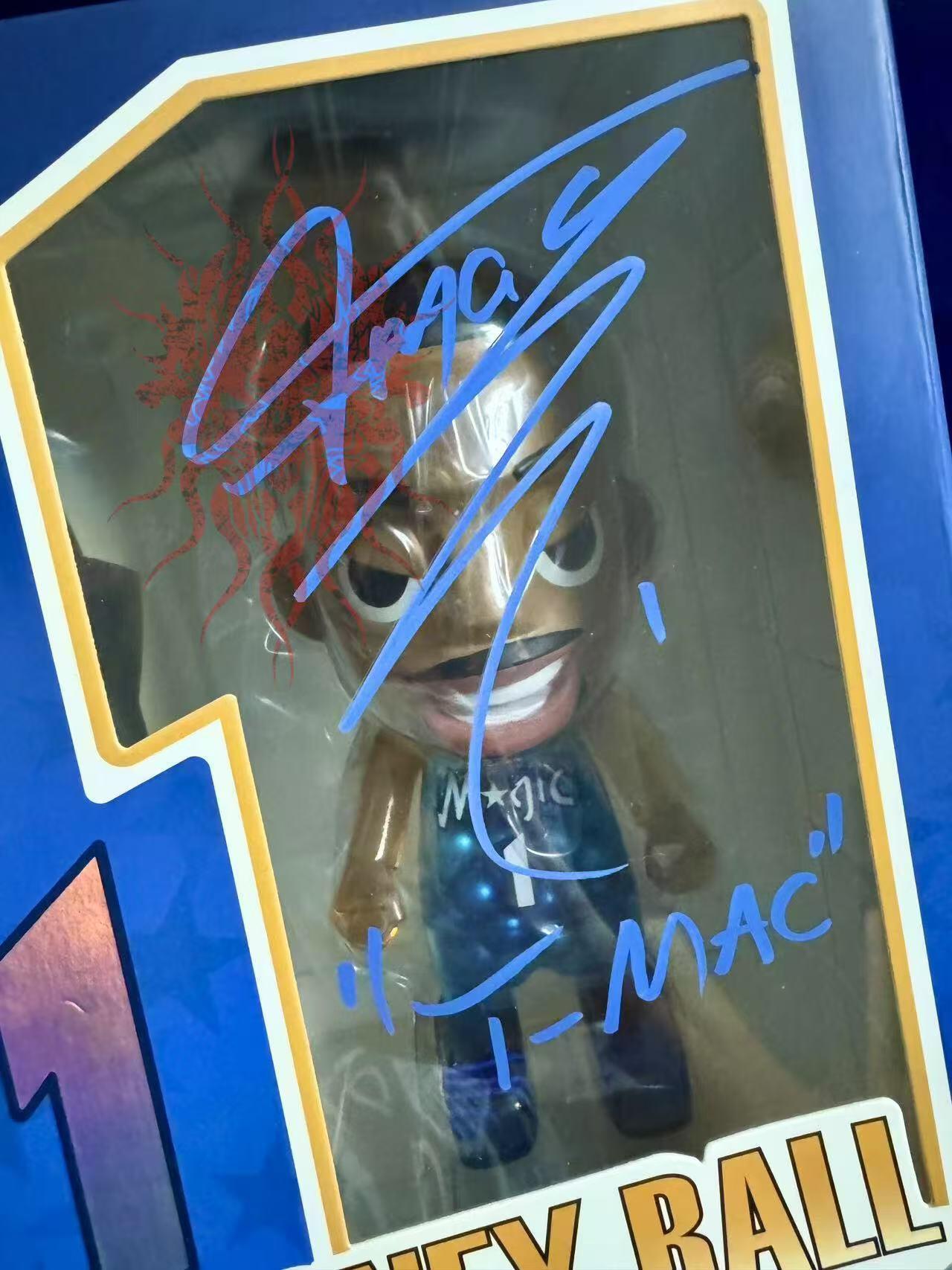 零元拍：‌   特雷西-麦克格雷迪！T-Mac! 麦迪亲签王牌化身MoneyBall奥兰多魔术NBA联盟得分王版本（三个版本陆续上拍），加签绰号“T-MAC”！