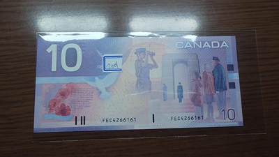 世界钱币～微拍第188期暨2025年第27期  存货清理 2001年加拿大10元 旅版 初版无全息条 全新绝品