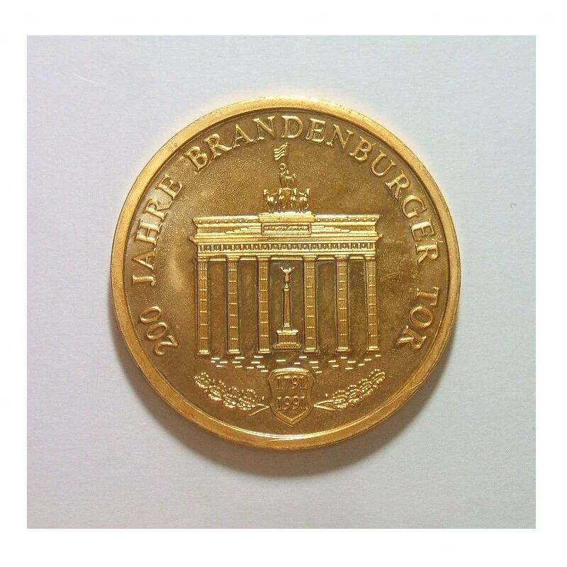 德国1991年 勃兰登堡门竣工200年精制镀金章 30MM