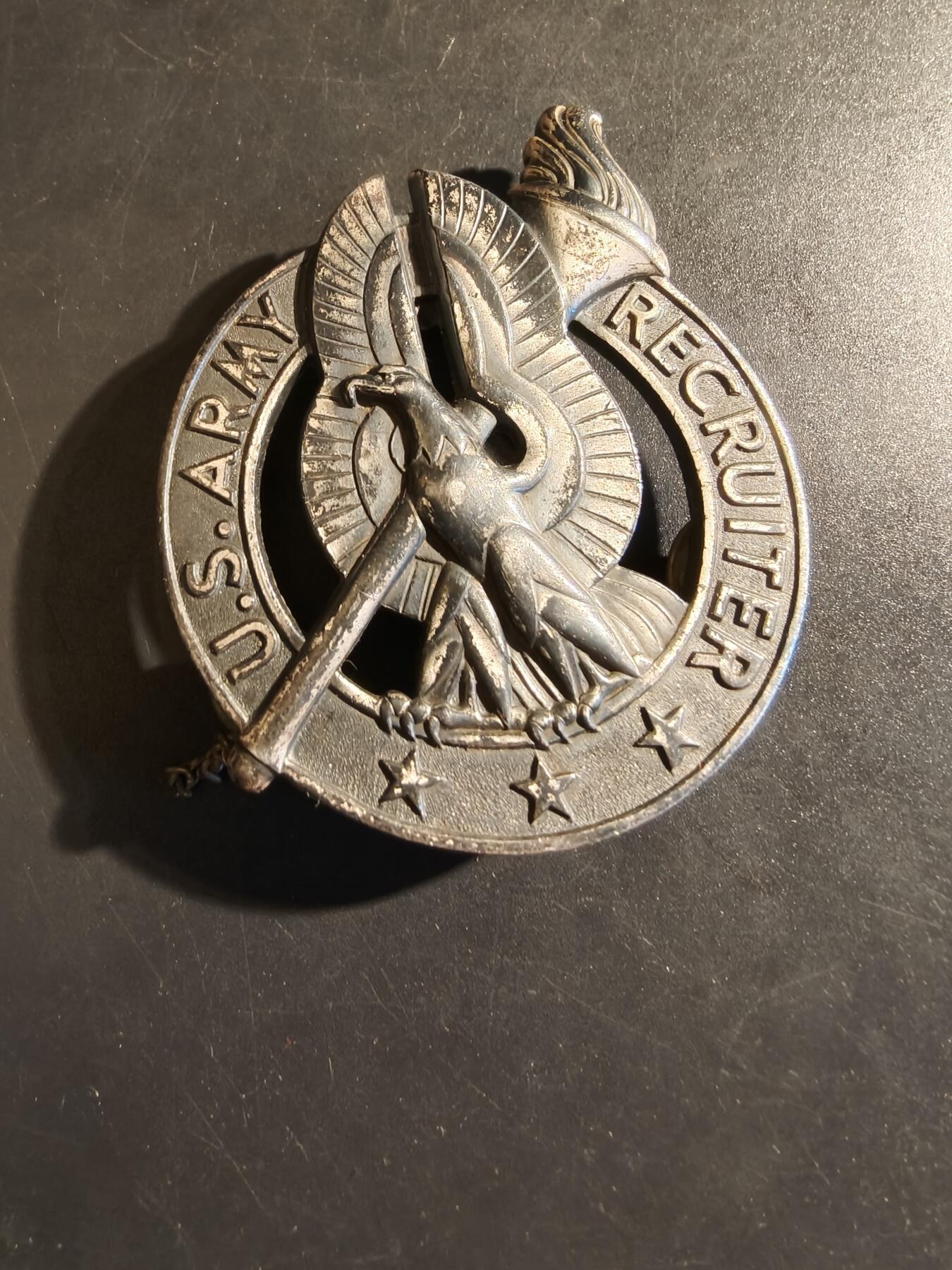 老王徽章第133期 美国陆军募兵官证章    大尺寸   直径65mm