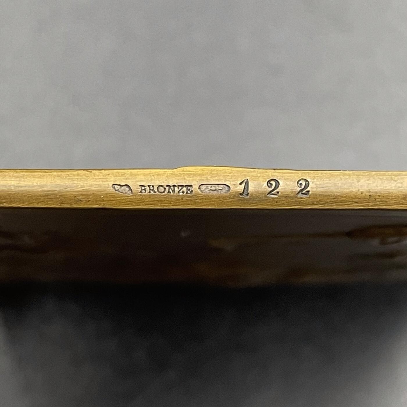 「木头集藏」章牌精品专场！ JOUVE～SAMF系列37号作品：狒狒 铜章，尺寸：60 × 53 mm，88g ，边铭：丰饶角 BRONZE 火蝾螈 122，新艺术风格动物章，铜章发行量仅111枚，品相上佳，估计评级分数64分以上水平