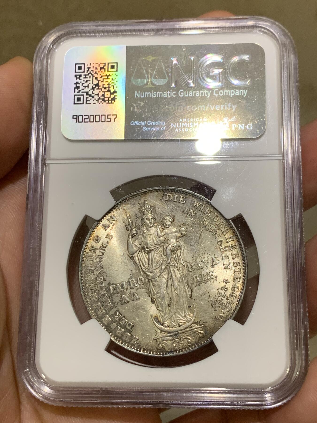 《竞宝斋》第399场 周日，周一，2场连拍 （全场包邮） NGC MS63  德国 1855年 巴伐利亚圣母抱婴2盾银币 五彩包浆