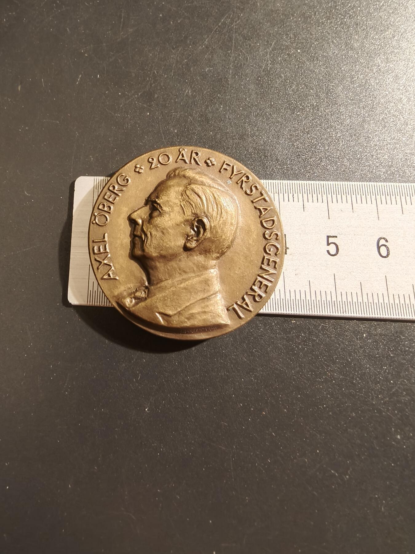 老王徽章第133期 瑞典1960年四城摔跤锦标赛大铜章    直径40mm   重量36.4g