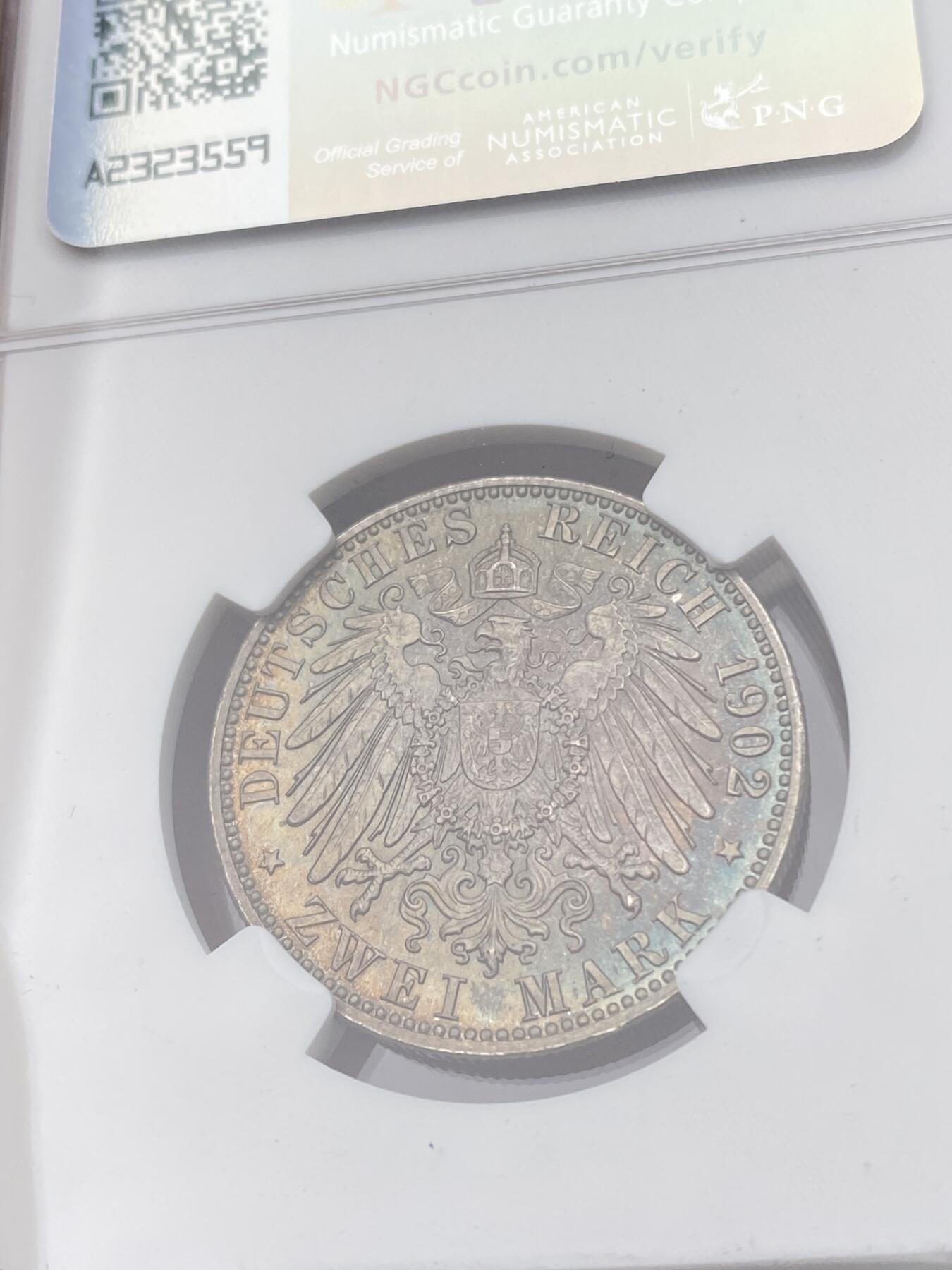 万国钱币拍卖第049期（万国夏季大拍） NGC MS65 1902年德国巴登大公国腓特烈一世金婚纪2马克 顶级七色幻彩BU收藏级 