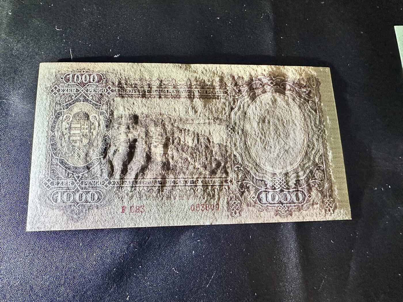 《外钞收藏家》第五百四十四期（本期大蚂蚁、英镑首发、港币等精品以及品种丰富的裸币）（本平台长期征集拍品、欢迎藏友们联系合作） 匈牙利 1943年版 1000潘高 大票幅精美 UNC- 有点瑕疵