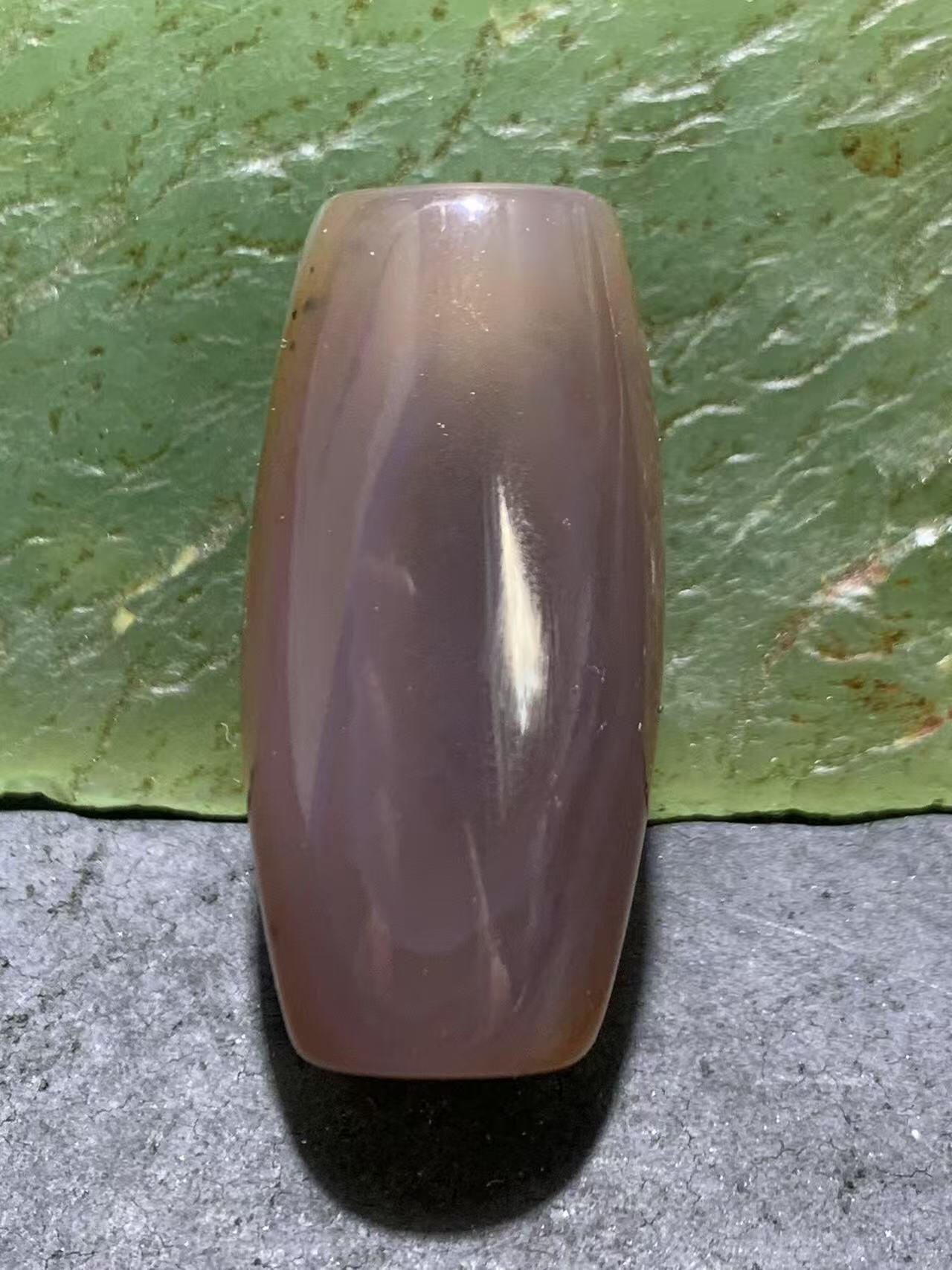 精美亚光高玉化一线巴西玛瑙手工俏色巧雕鲤鱼出水桶珠一个！