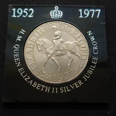 【全场包邮】纯粹捡漏拍441场 - 英国1977年1克朗女王登基25周年克朗型纪念币-原卡