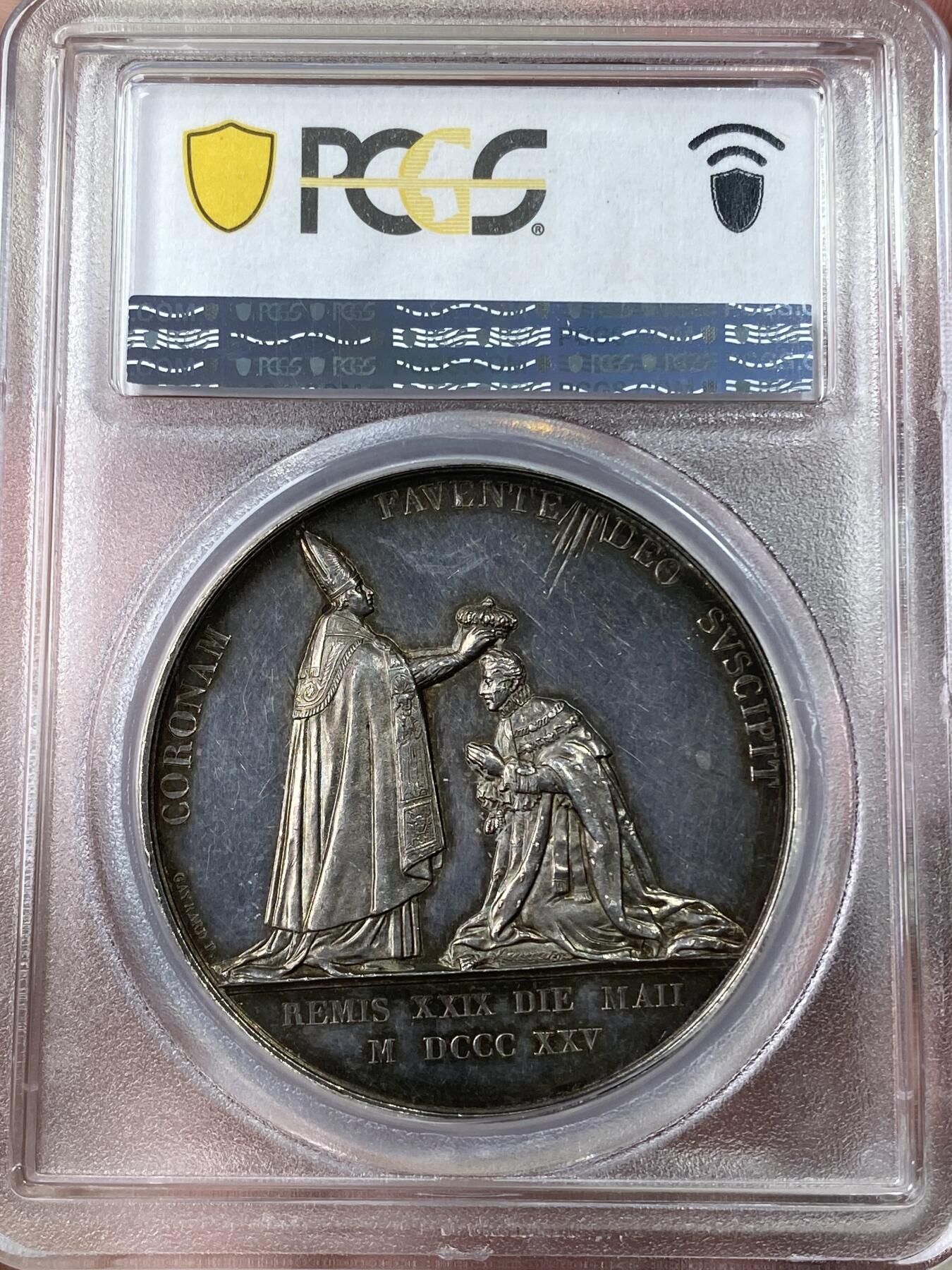 万国钱币拍卖第049期（万国夏季大拍） PCGS SP62 1825年法国查理十世在兰斯大教堂加冕为法国国王纪念大银章 罕见镜面原味五彩高品 42MM 39.8G 