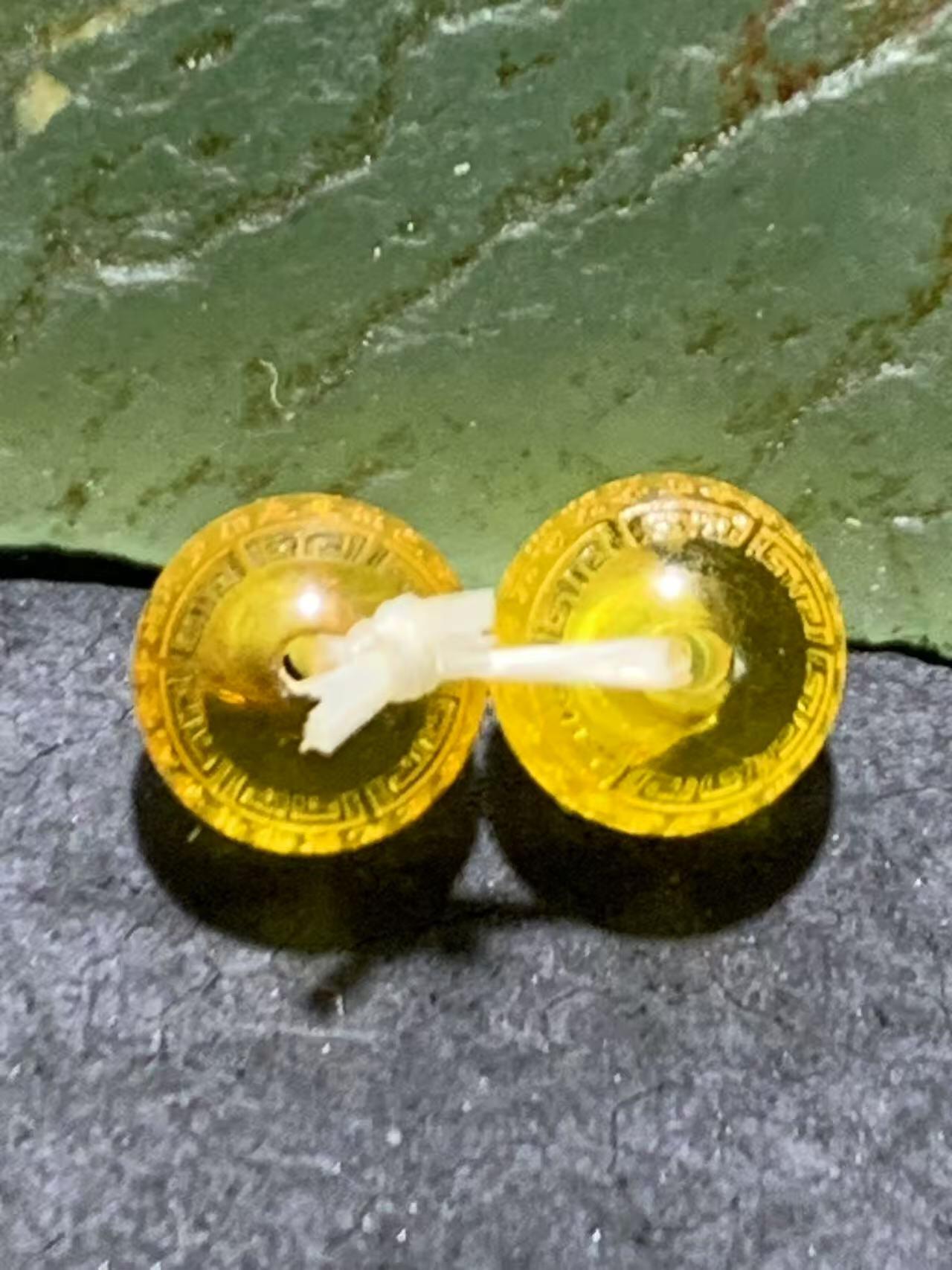 天然乌克兰原矿蜜蜡雕刻心经小腰珠两颗，，