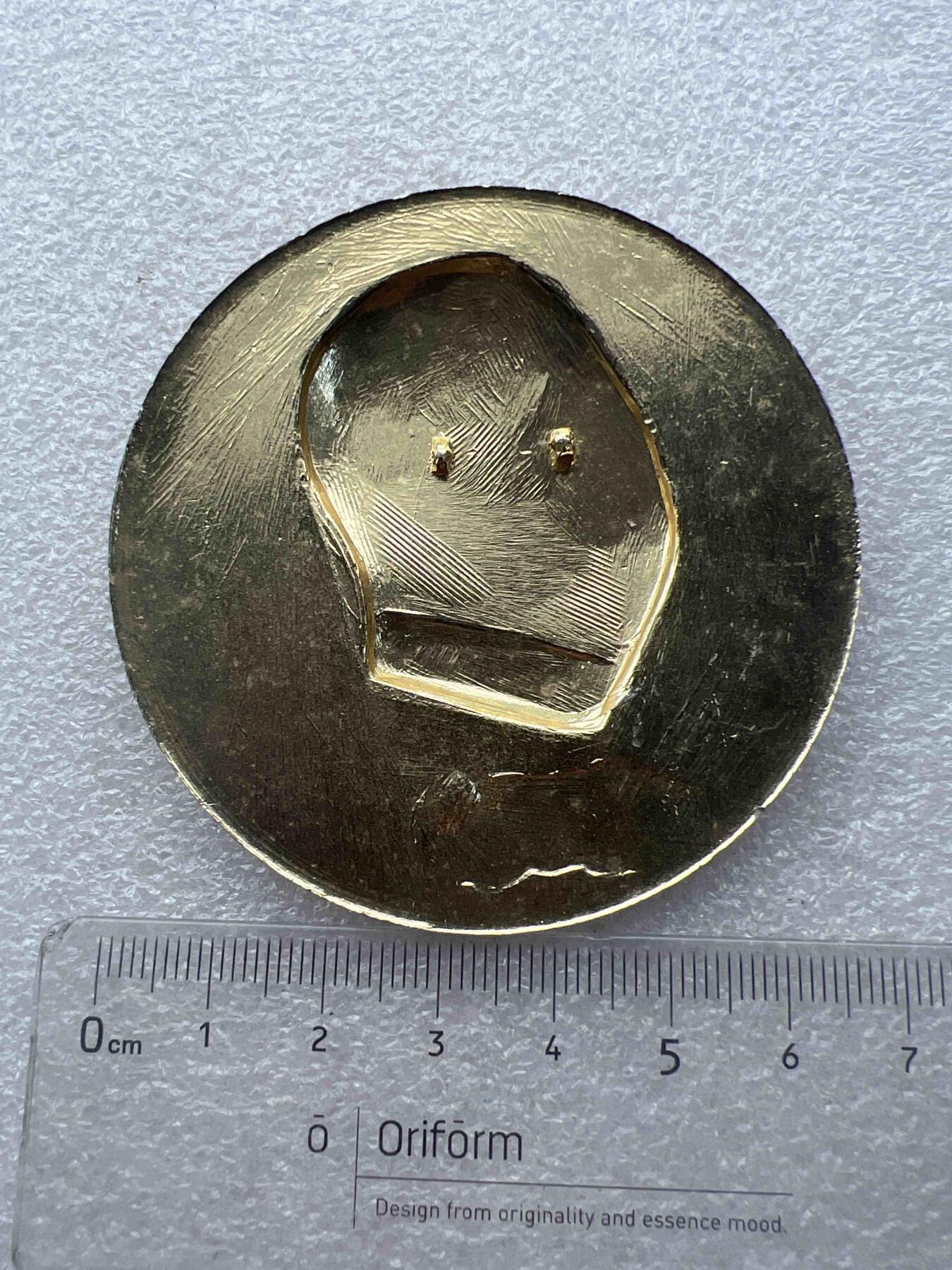 真品毛主席像章纪念章、 特色毛主席像章