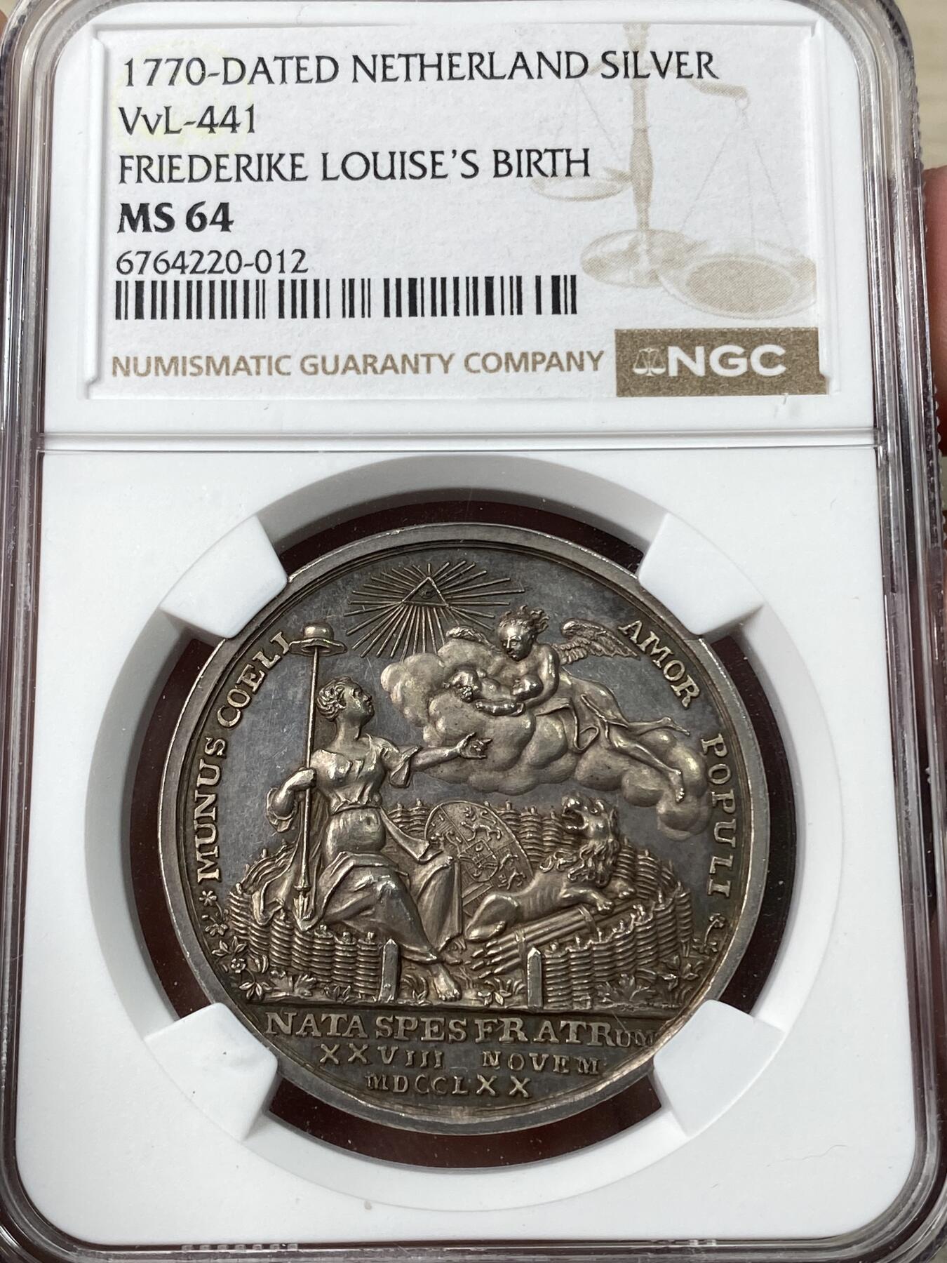 万国钱币拍卖第049期（万国夏季大拍） NGC MS64 1770年尼德兰联省共和国威廉五世女儿弗雷德里克卡·路易丝·威廉敏娜公主诞生纪念银章 极罕见尼德兰联省共和国最后一位世袭执政奥兰治与拿骚亲王 高浮雕底板与高点均为完美 不可多得的顶级收藏