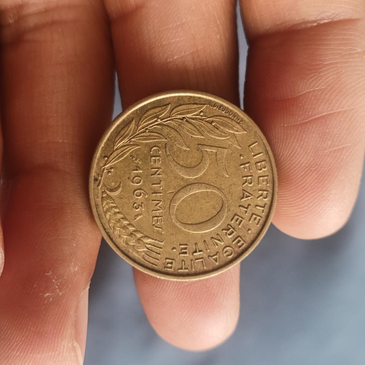 泡泡币外币第五十七场可代拍15038385335微信 超少见法国50分
