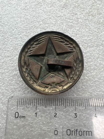 真品毛主席像章、纪念章 老帽徽