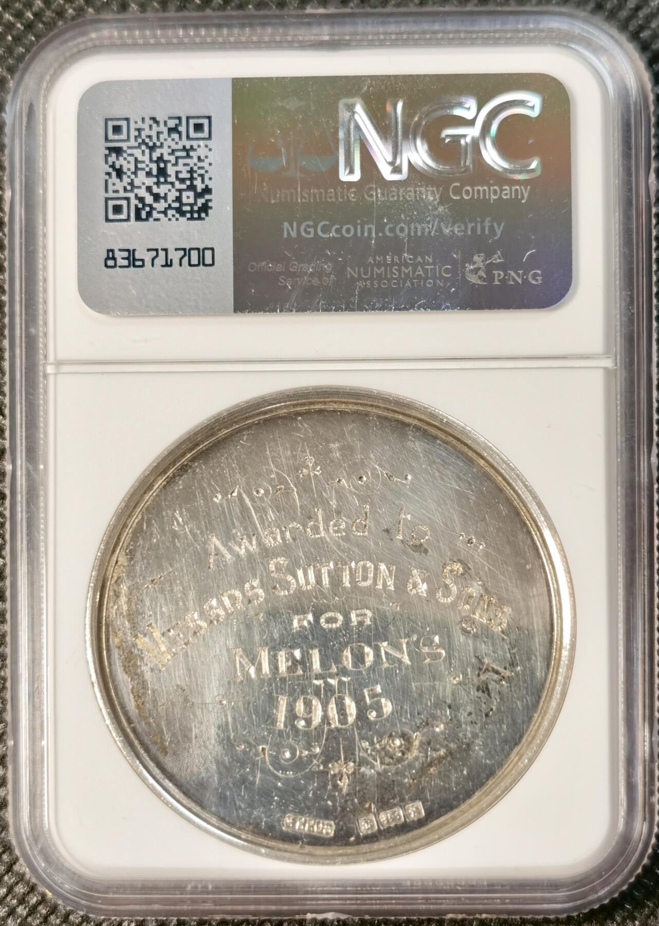  甄臻铺-世界币章拍卖（第24期），送拍享返佣金等优惠多多 NGC-UNCD 英国1905年汉利公园园艺节获奖银章，直径45毫米，重37.3克。