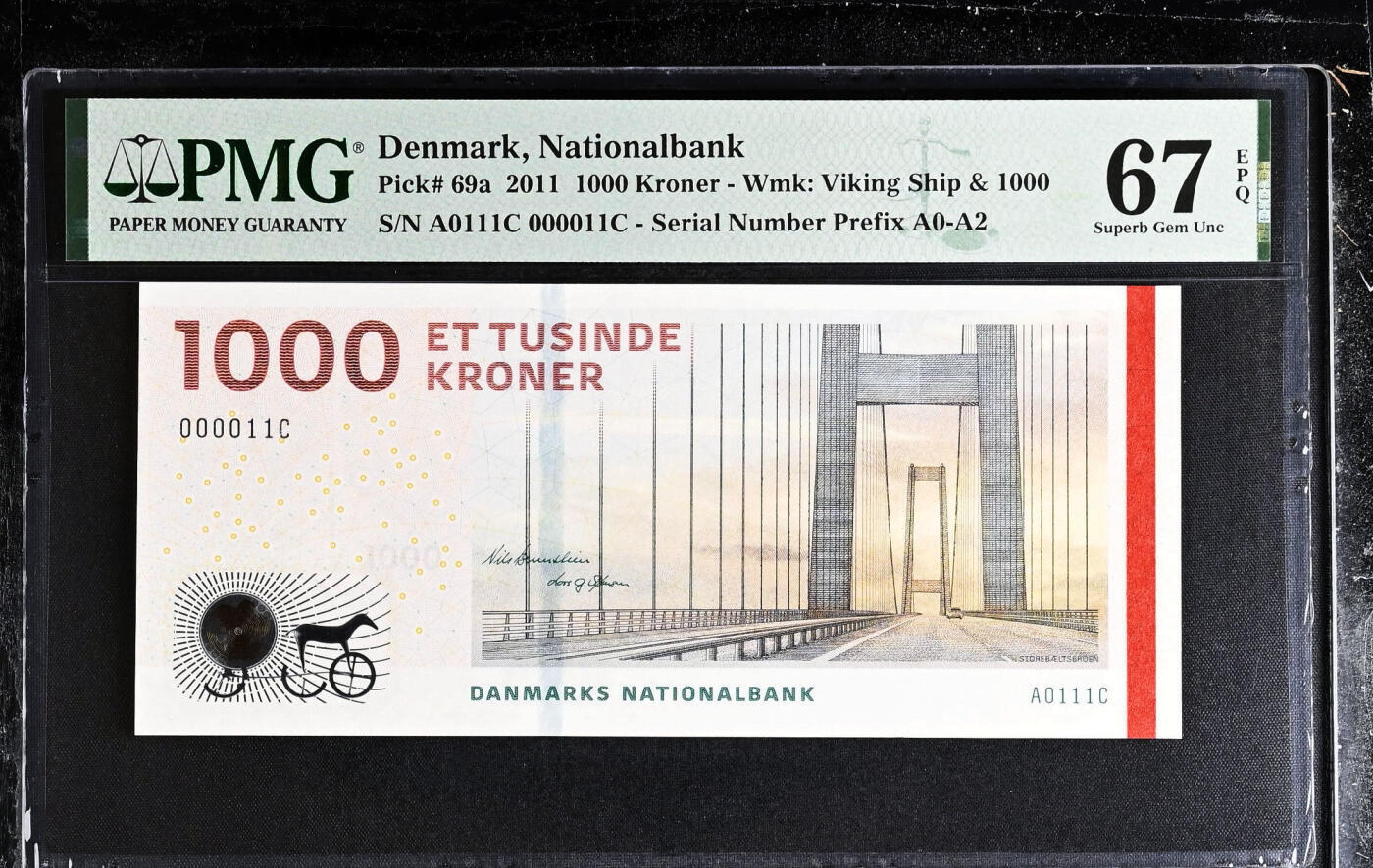 A版首发A0冠11小号丹麦2011年1000克朗 PMG67EPQ
