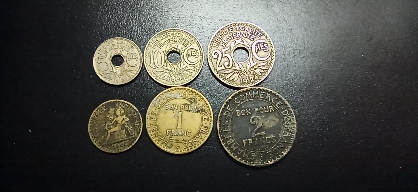 邮泉阁限时拍卖第十六场 各国硬币专场（拍卖结束后请付邮费，存留时间过长需全部邮寄） 法国商业保险6枚