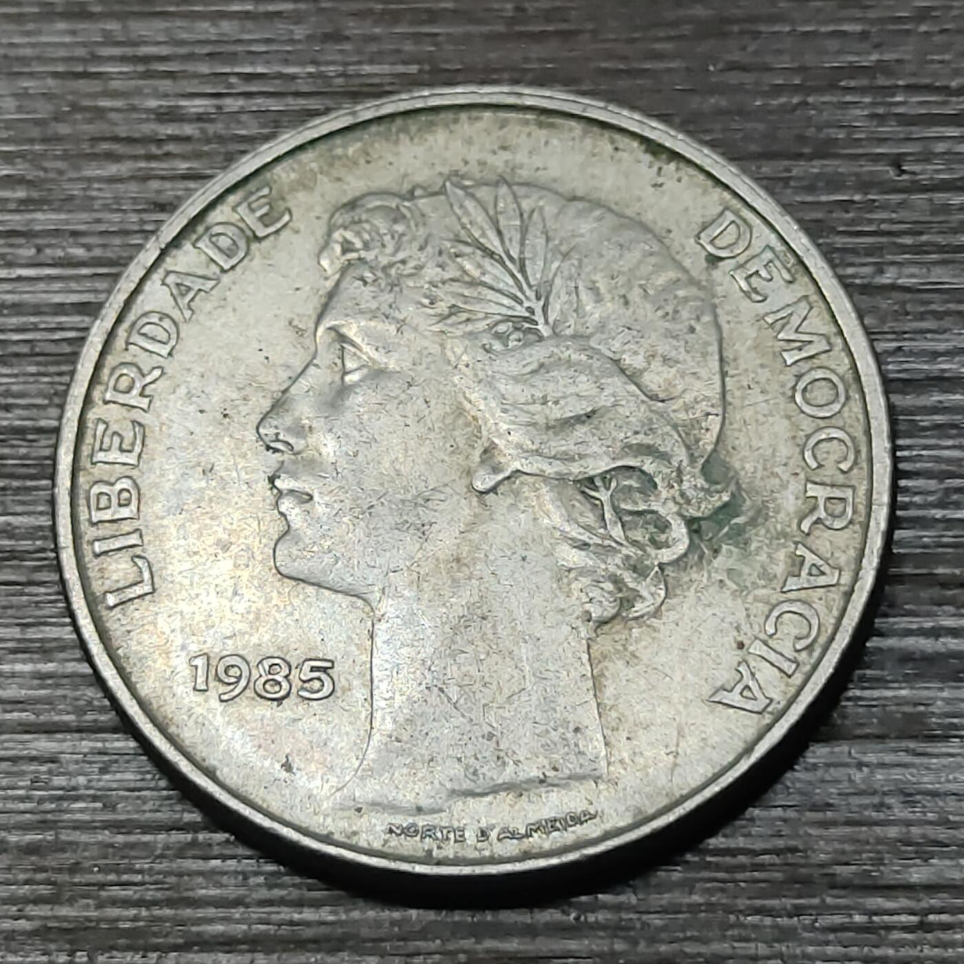 【铜匠收藏】★第125场★散币场，无佣金，30包邮。不满30元，支付5元运费。《接受代拍 代送NGC评级》 葡萄牙 1985年 25埃斯库多