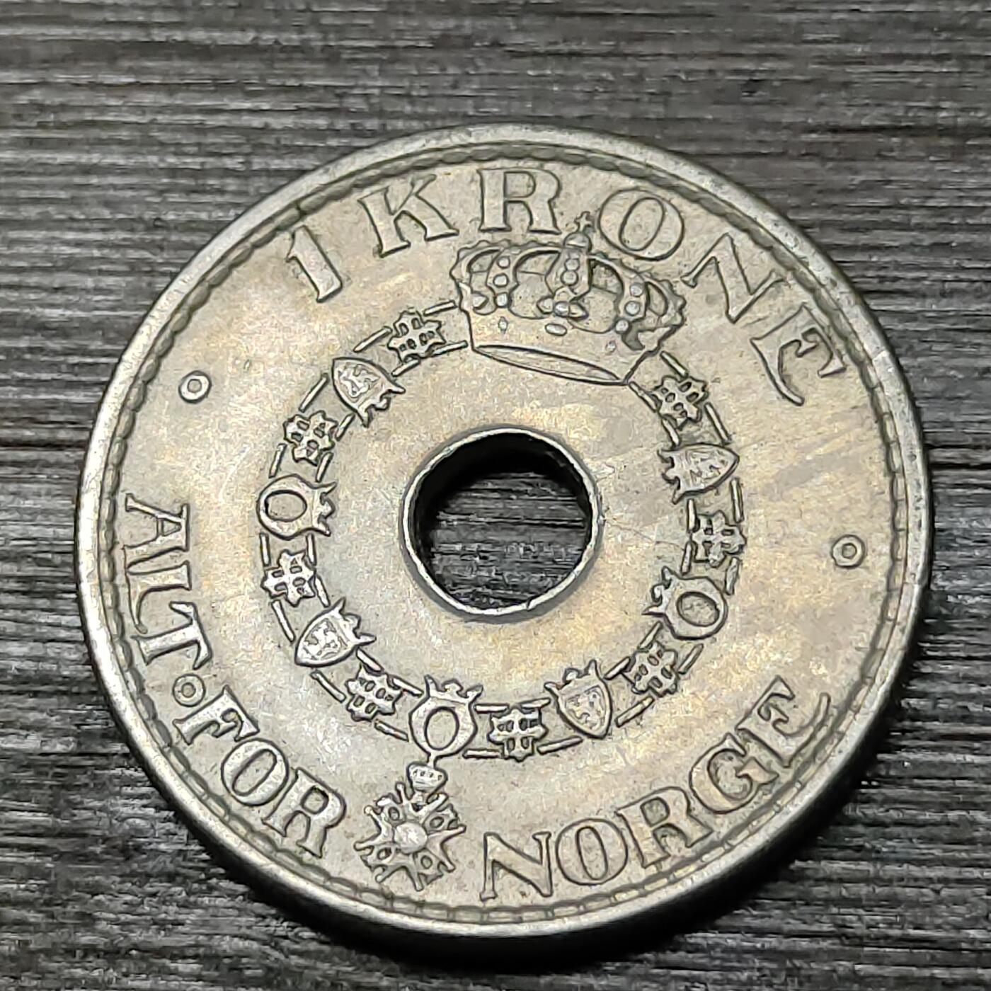 【铜匠收藏】★第125场★散币场，无佣金，30包邮。不满30元，支付5元运费。《接受代拍 代送NGC评级》 挪威 1950年 1克朗镍币