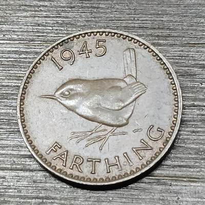 【铜匠收藏】★第125场★散币场，无佣金，30包邮。不满30元，支付5元运费。《接受代拍 代送NGC评级》 - 英国 1945年 1法新 小铜币 乔治六世