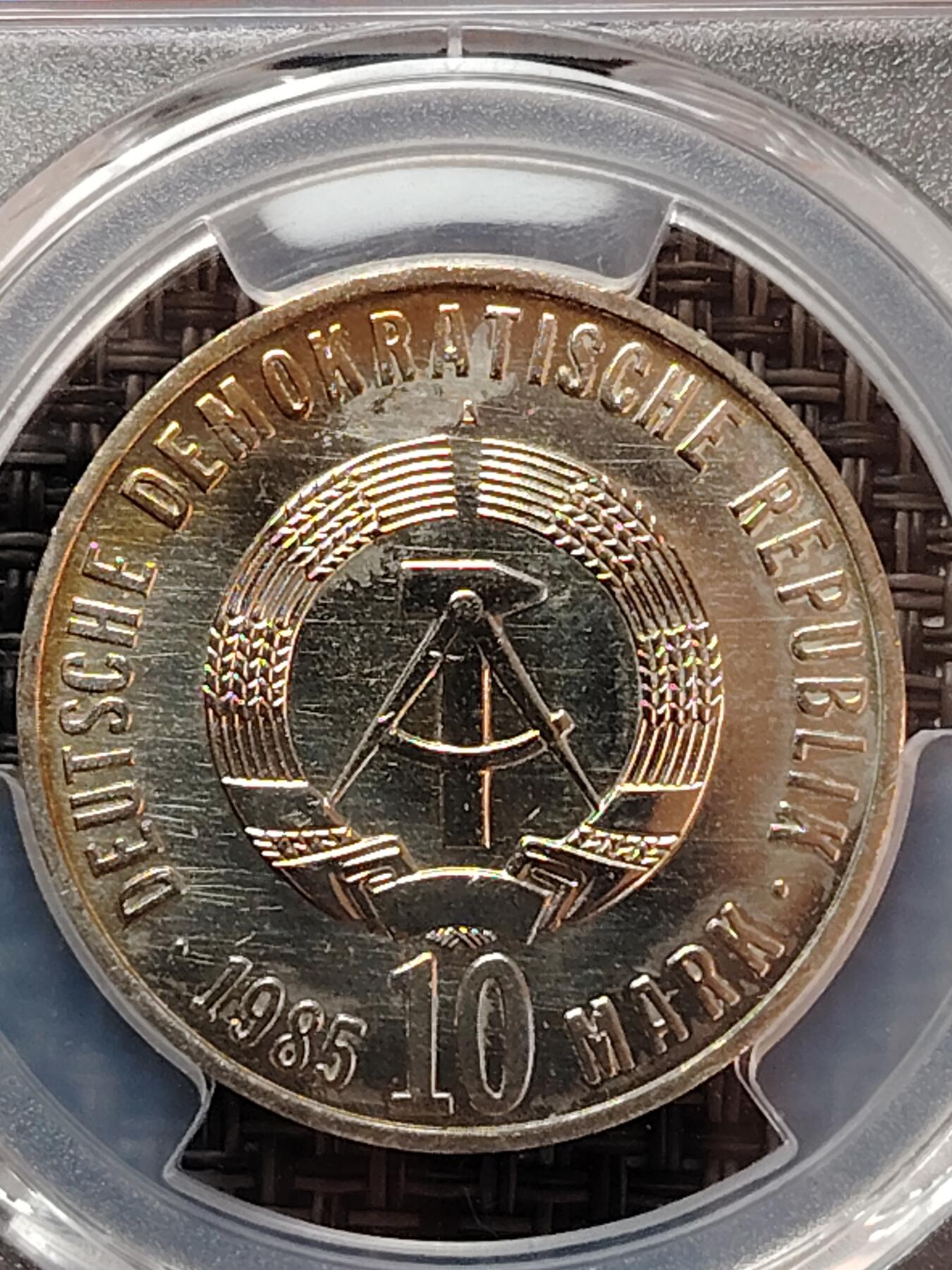 布加迪🐬～世界钱币(上海)🌾第 226 期 /  各国套币和散币 评级币PCGS~MS66 东德