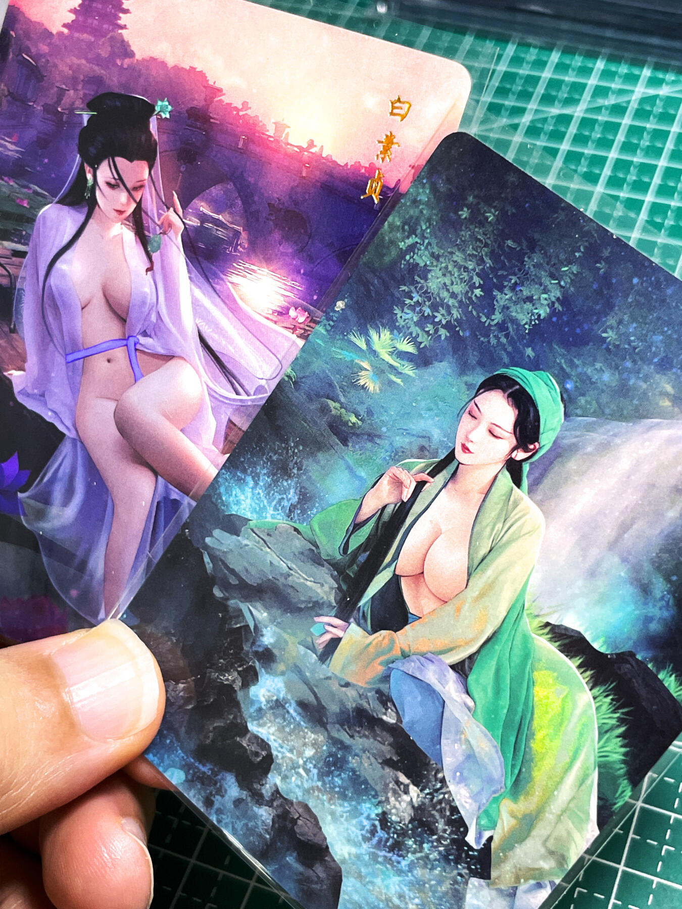 燎原卡牌 白素贞 小青  远景一对2张 美丽动人  金彩工艺  63*88