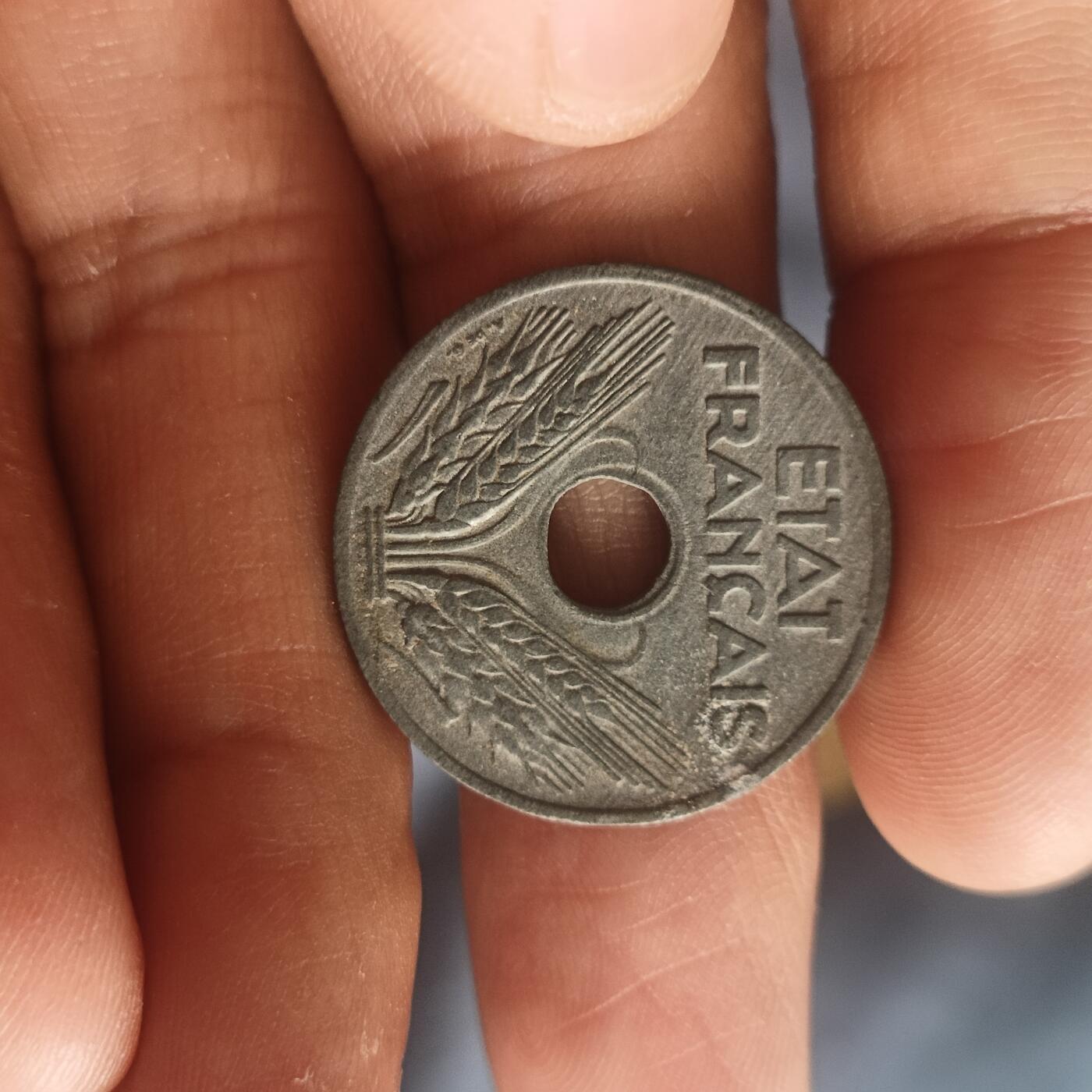 泡泡币外币第五十七场可代拍15038385335微信 维西41年20分