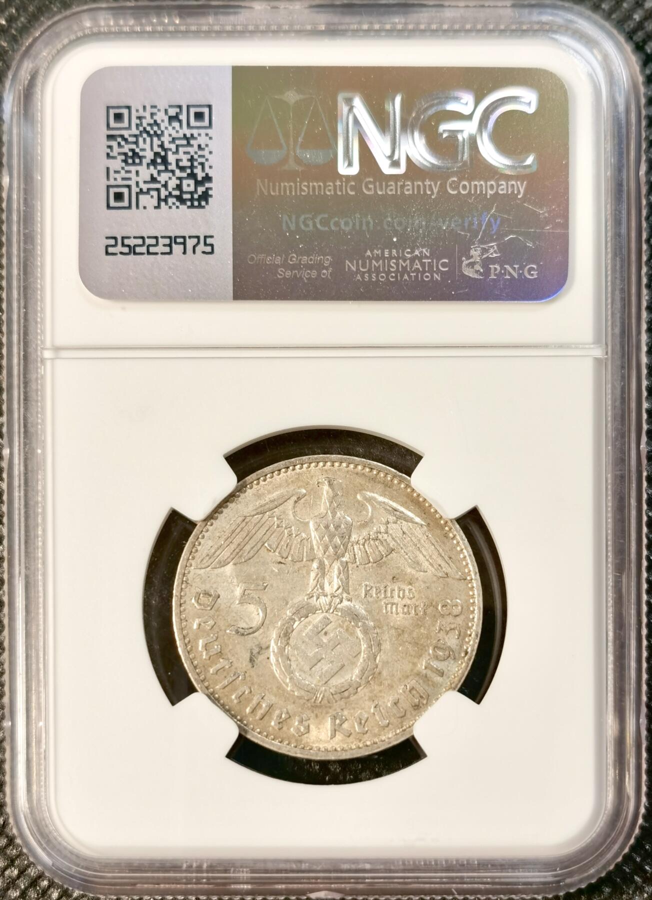  甄臻铺-世界币章拍卖（第24期），送拍享返佣金等优惠多多 NGC-UNCD 德国1938年兴登堡5马克J版银币 老包浆，味道好，细节好，无论是砸盒重评还是砸盒出来玩都可以