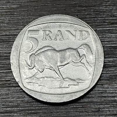 【铜匠收藏】★第125场★散币场，无佣金，30包邮。不满30元，支付5元运费。《接受代拍 代送NGC评级》 - 1995年 南非 5兰特 镍币 角马 跳羚羚羊徽