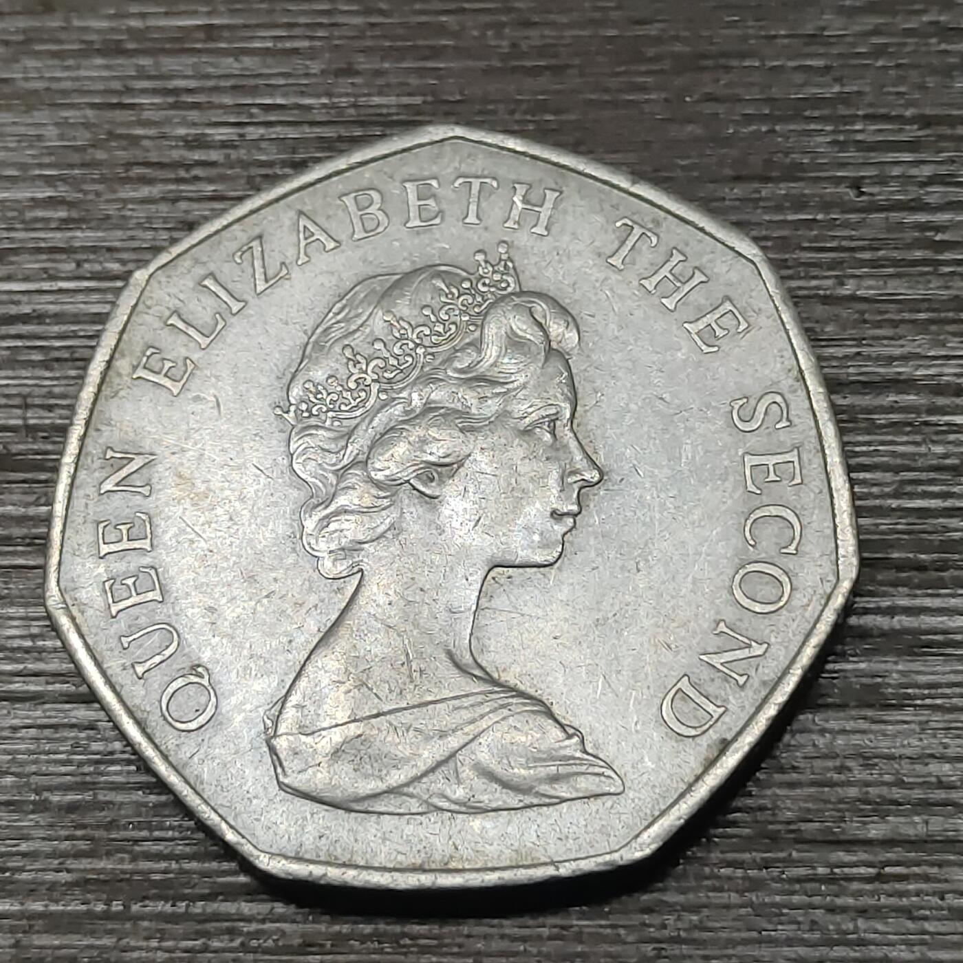 【铜匠收藏】★第125场★散币场，无佣金，30包邮。不满30元，支付5元运费。《接受代拍 代送NGC评级》 泽西 1969年 50便士 异形币