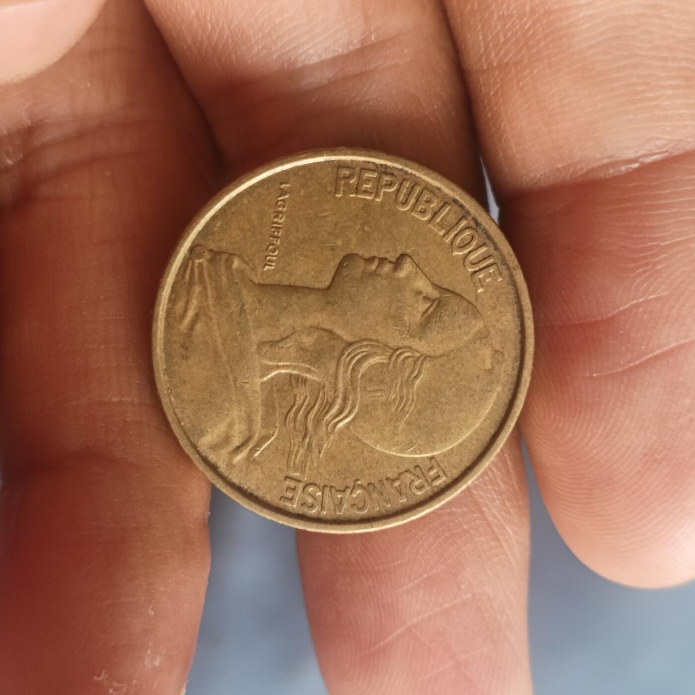 泡泡币外币第五十七场可代拍15038385335微信 超少见法国50分