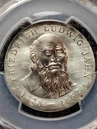 布加迪🐬～世界钱币(上海)🌾第 226 期 /  各国套币和散币 - 评级币PCGS~MS67 东德