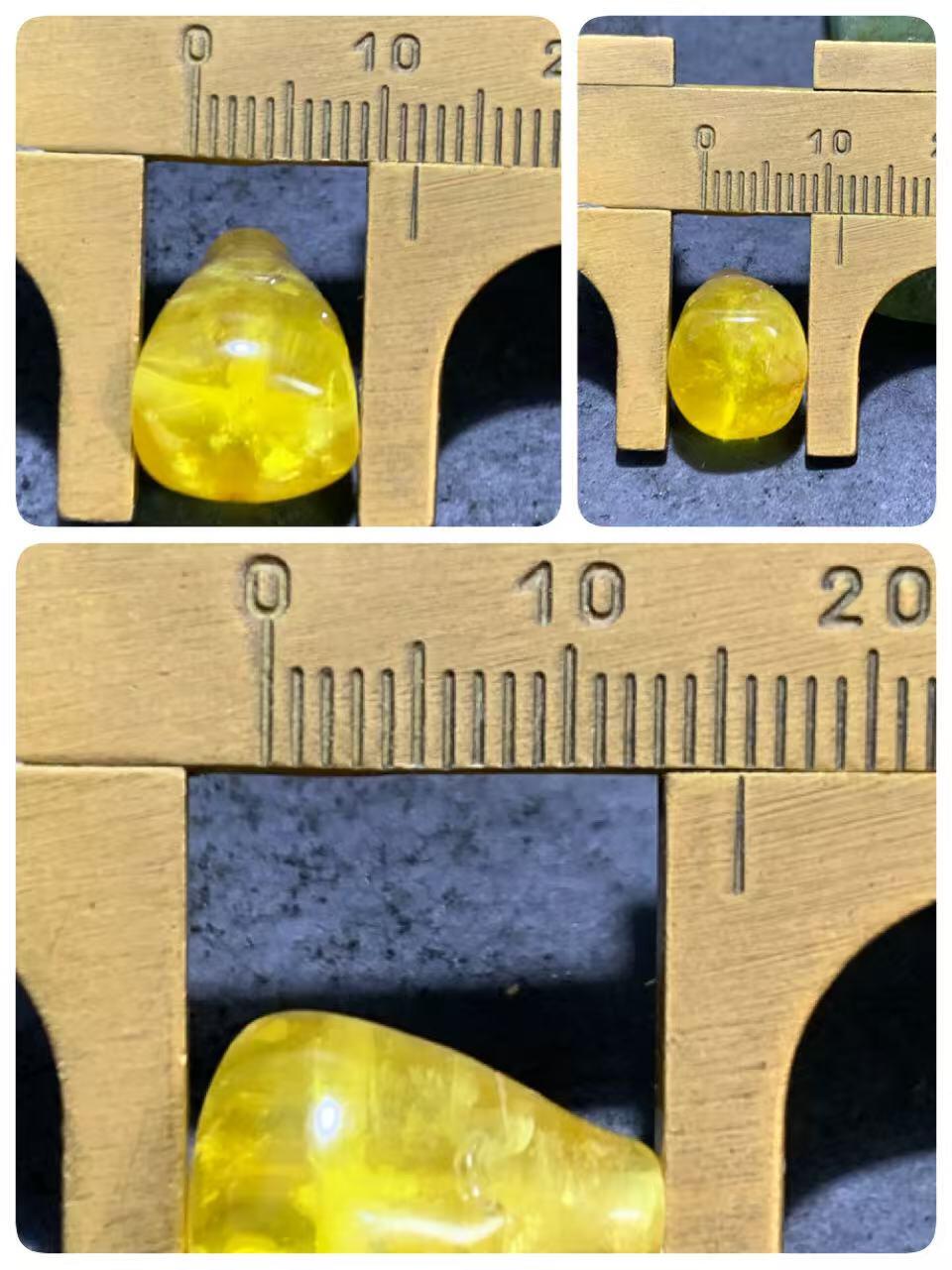 天然通货乌克兰蜜蜡一体佛头三通一个，