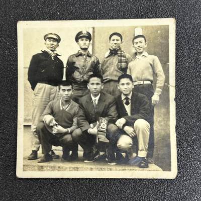 西秦中古拍卖第五十期 - 民国军人合影照片 1960退台后 背面有批注