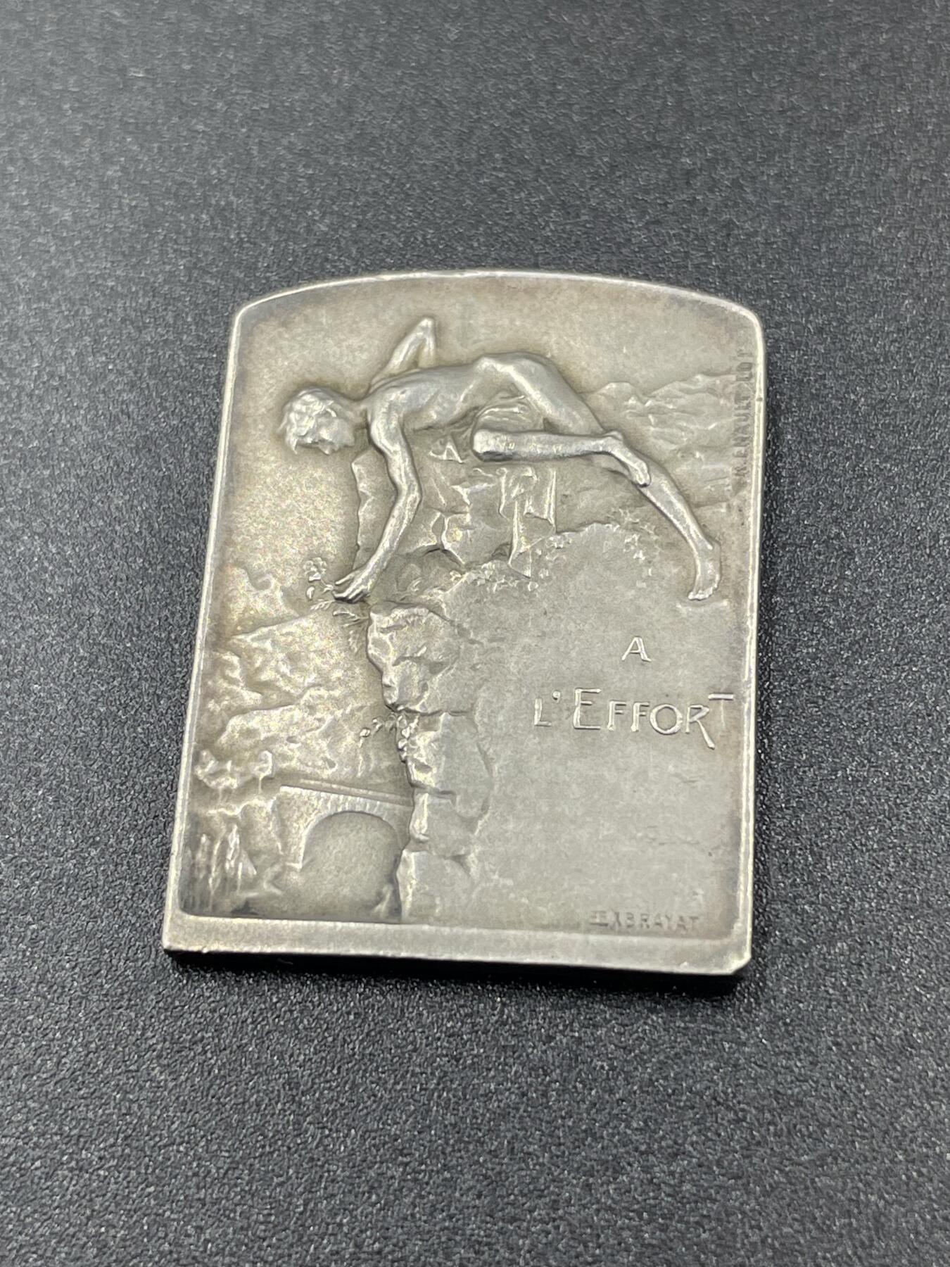 「木头集藏」章牌精品专场！ 1911年法国击剑竞赛银方章，尺寸：28×21mm，10g，边铭：菱形厂标 野猪头银标 ARGENT，背面刻画很美，体育竞技如崖上摘花，少见银章。