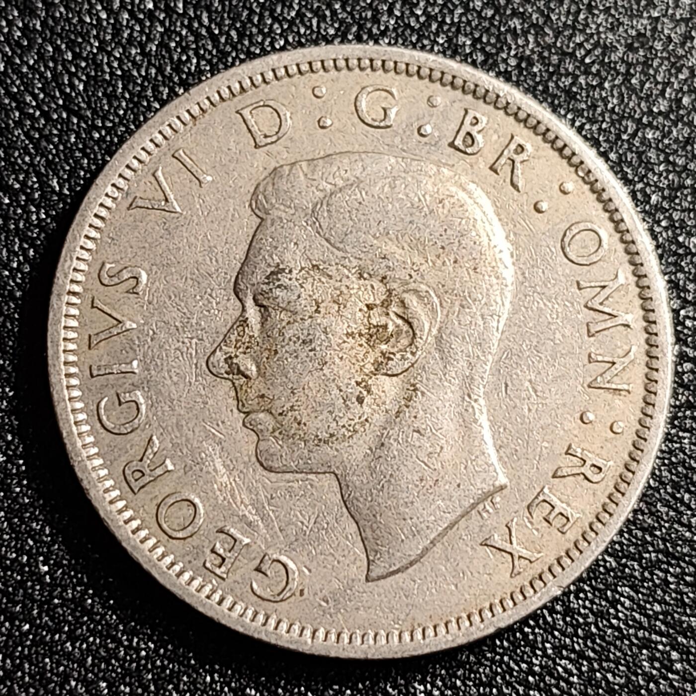 泉币菌-第49场-周末精品场 少见大币 乔治六世 英国1951年 1/2半克朗 镍铜硬币  大币32.2毫米