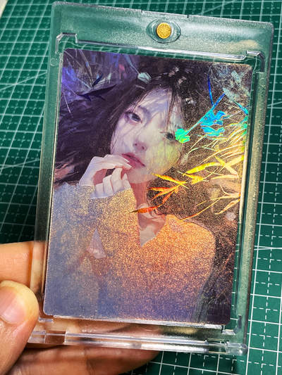 【带卡砖】众里寻她 我的青春期的女朋友 一张  磨砂彩闪卡  63*88