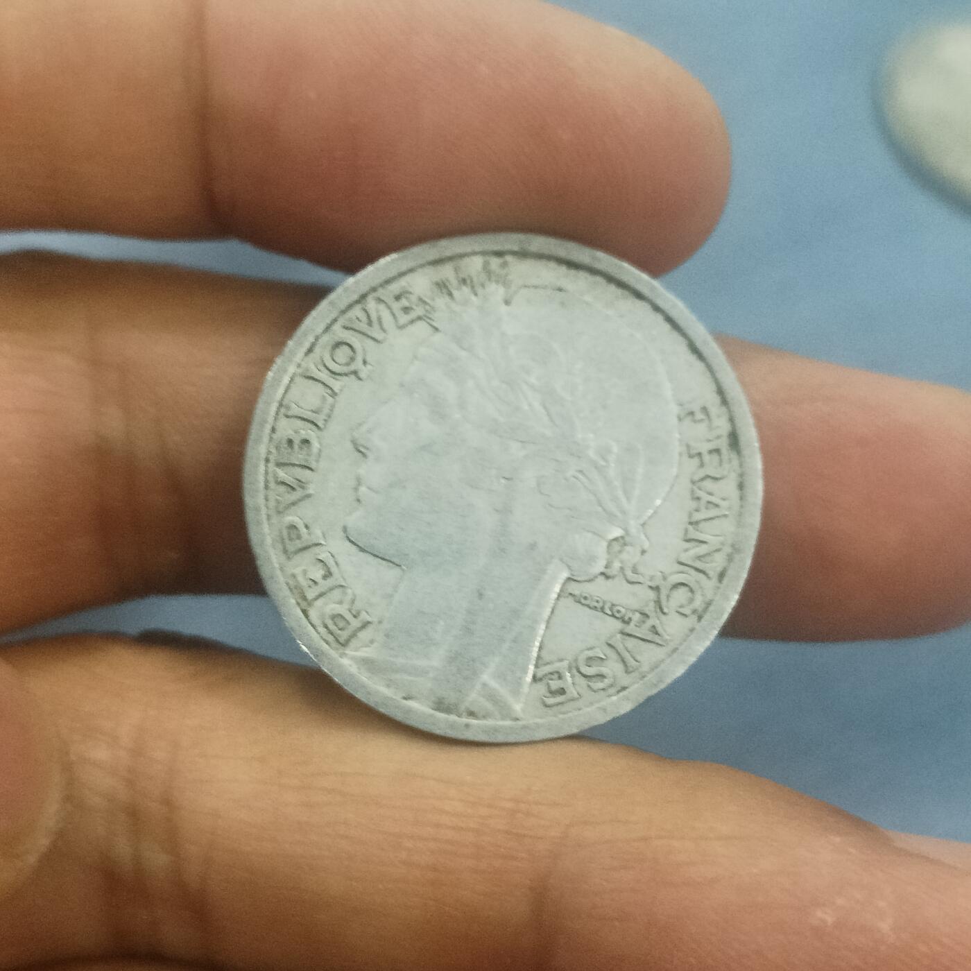 泡泡币外币第五十八场可代拍15038385335微信 法国1948年2F