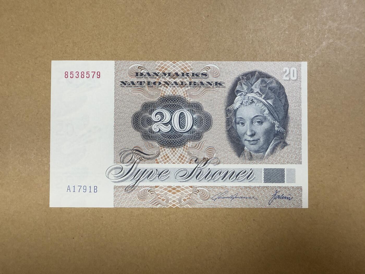 《艾美收藏》第204期-7.13周日外币精选 丹麦20克朗 UNC 1979年A1冠 无4