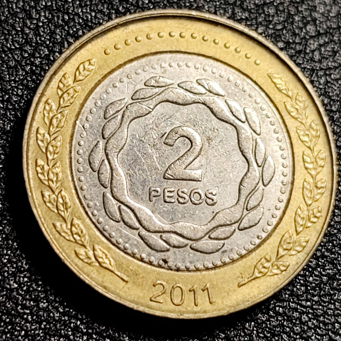 泉币菌-第48场-散币捡漏场 阿根廷 2比索硬币。太阳神幸运之子 双色币24mm