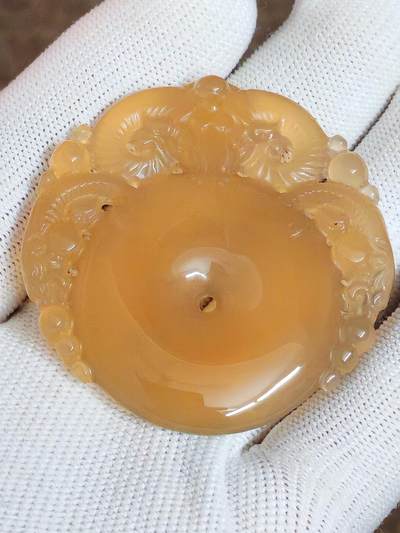 原矿保山荔枝冻三羊开泰平安扣(24025)尺寸52*7mm - 原矿保山荔枝冻三羊开泰平安扣(24025)尺寸52*7mm
