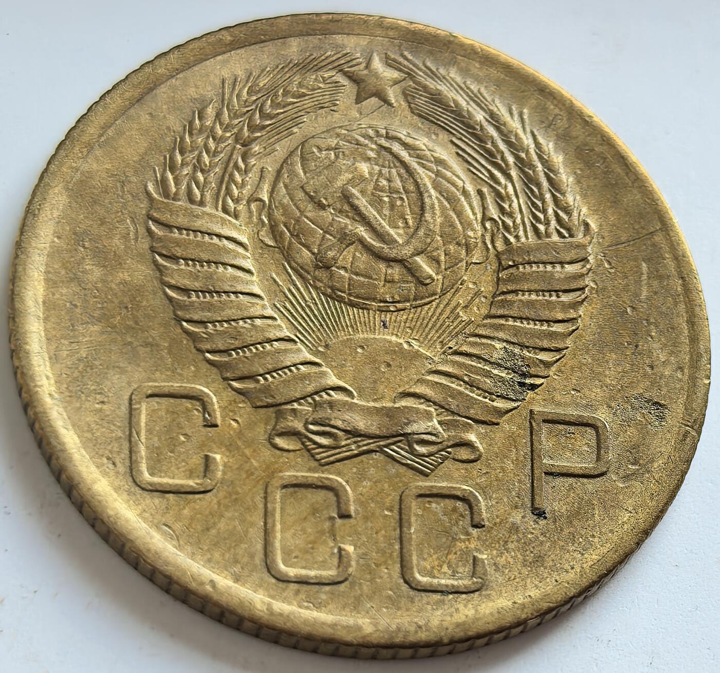 外国优质老铜币纪念币银币，周六晚上九点倒数截拍，满百包邮，出差2周7月20日发货,可寄存半年，喜欢朋友微信扫描二维码可直接参拍