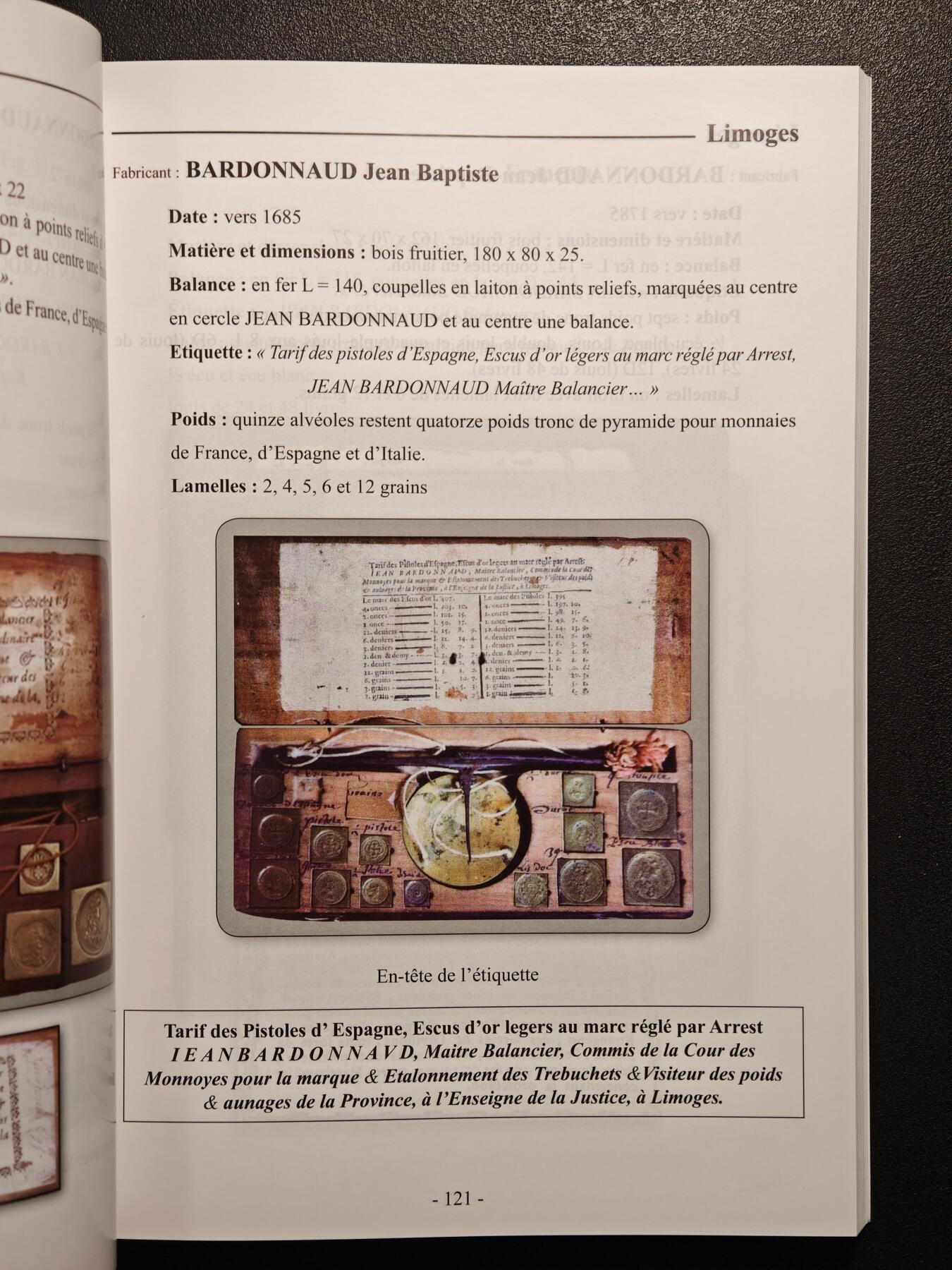 【德藏】世界币章拍卖第137期（拍品征集中~欢迎藏友联系）  97新 货币称重：17世纪至19世纪法国砝码盒与砝码 全彩铜板纸印刷 全书约200页 详情请看拍卖介绍