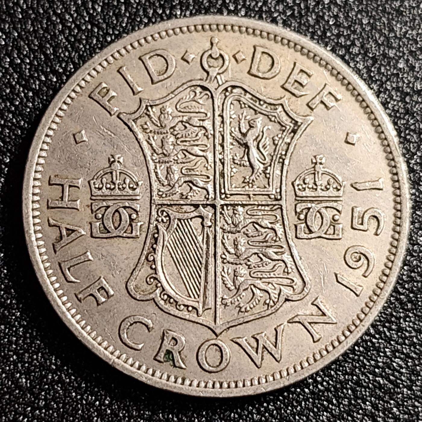 泉币菌-第49场-周末精品场 少见大币 乔治六世 英国1951年 1/2半克朗 镍铜硬币  大币32.2毫米