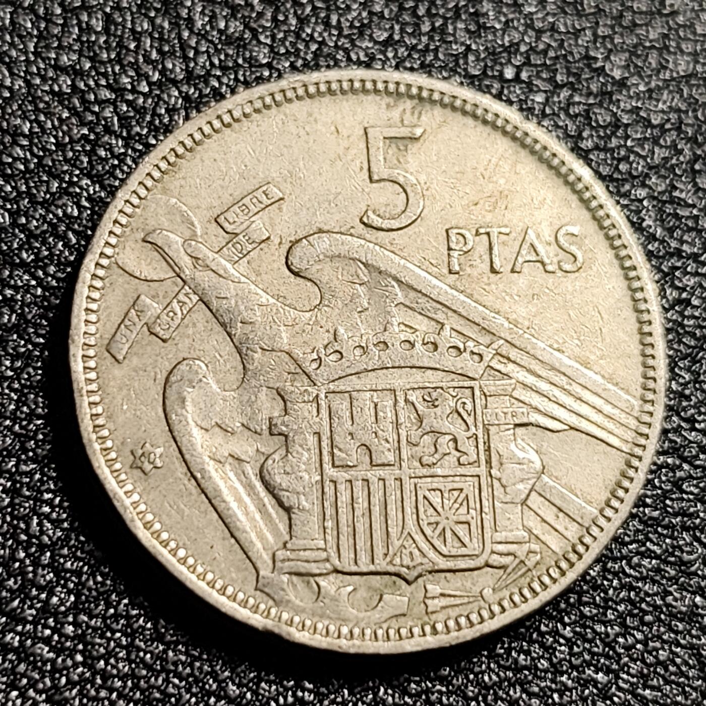 泉币菌-第48场-散币捡漏场 西班牙1957年5比塞塔 弗朗哥鹰徽23mm